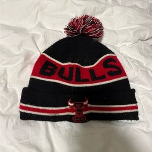 chicago bulls beanie - Black and Red